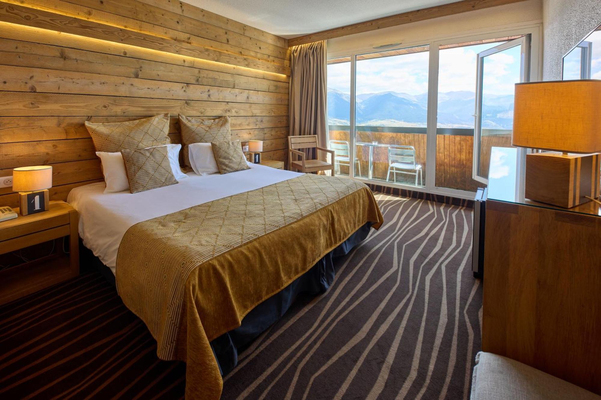 Hotel Le Grand Tetras Font-Romeu-Odeillo-Via Eksteriør bilde