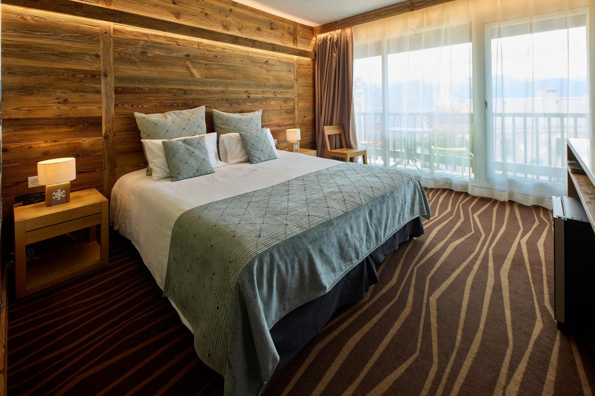Hotel Le Grand Tetras Font-Romeu-Odeillo-Via Eksteriør bilde