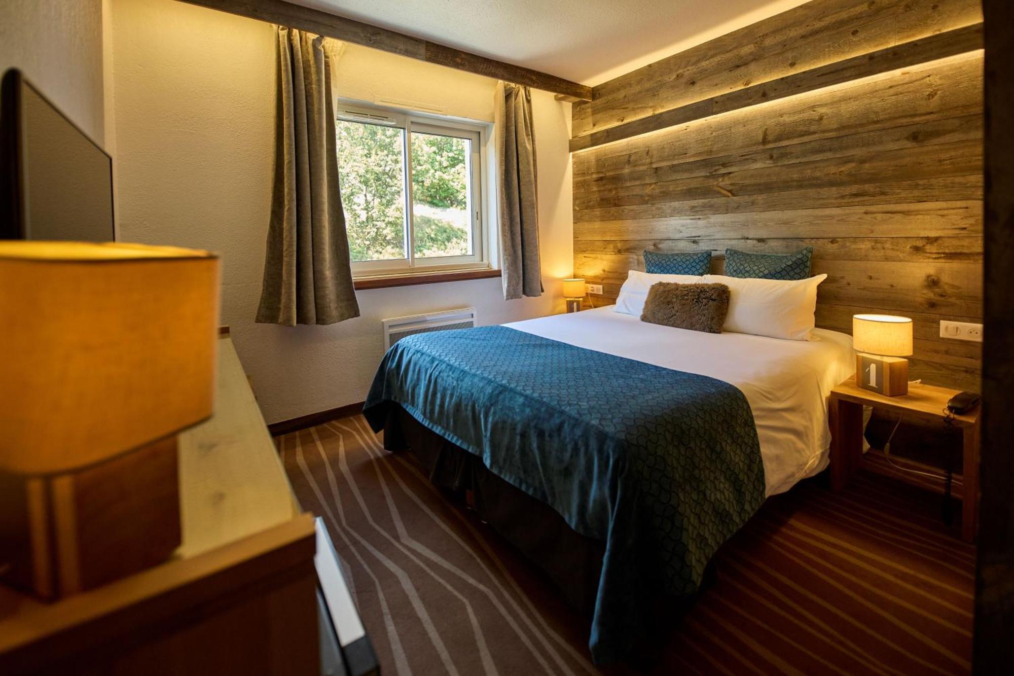 Hotel Le Grand Tetras Font-Romeu-Odeillo-Via Eksteriør bilde