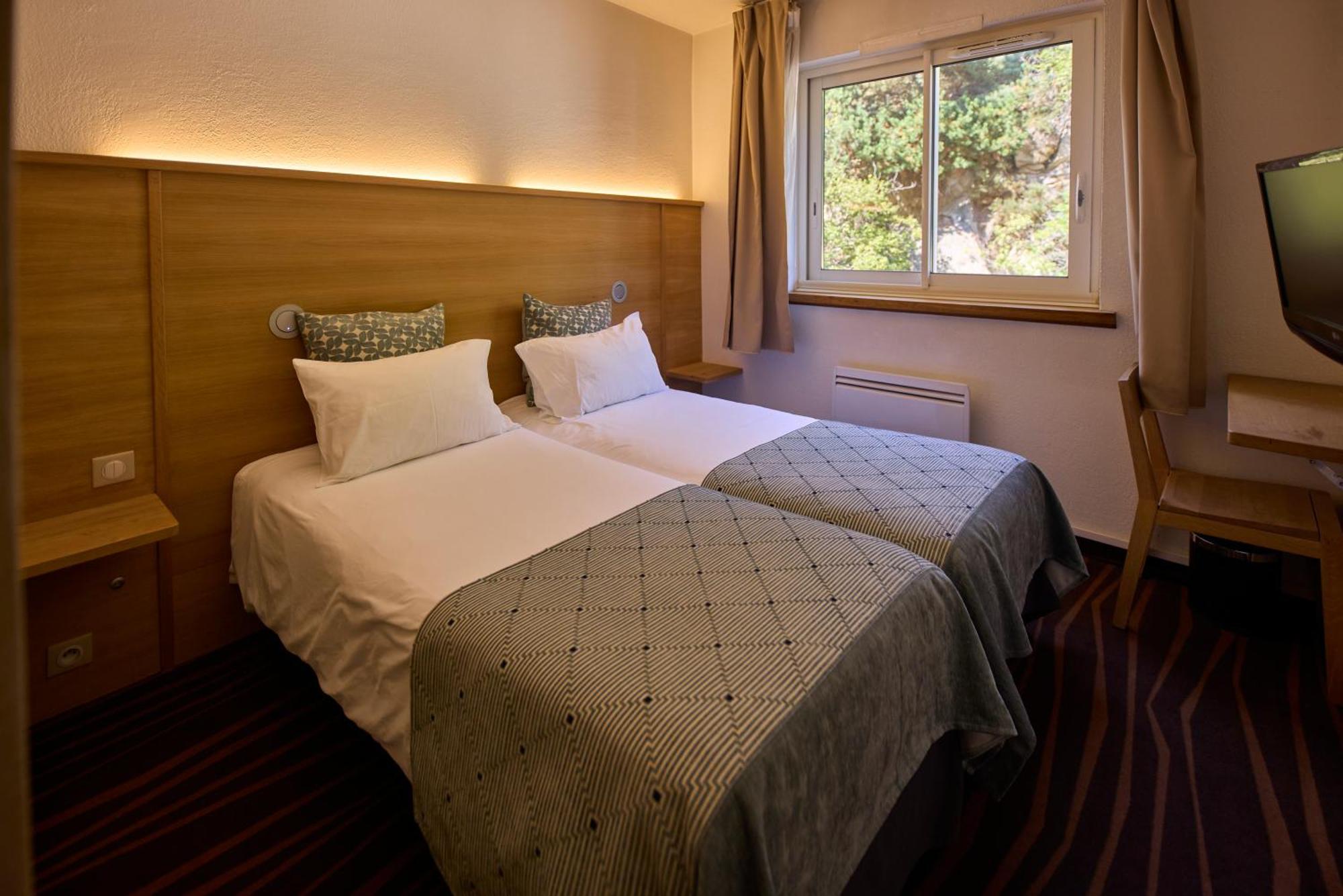 Hotel Le Grand Tetras Font-Romeu-Odeillo-Via Eksteriør bilde