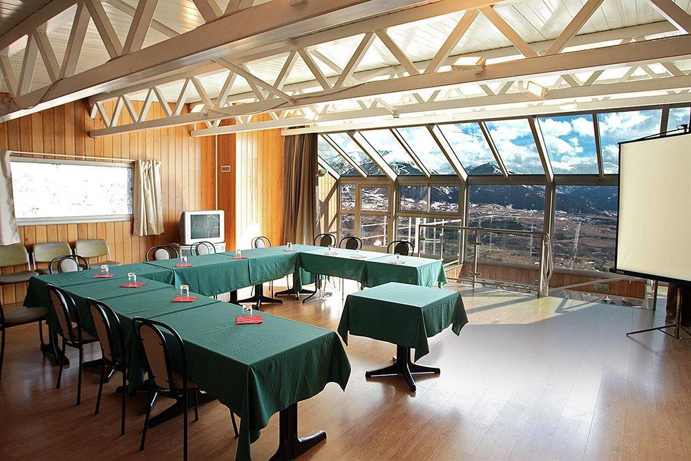 Hotel Le Grand Tetras Font-Romeu-Odeillo-Via Eksteriør bilde