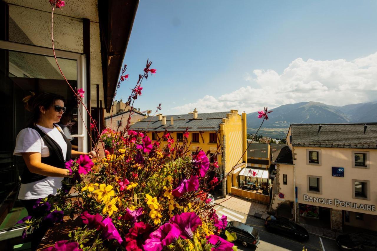 Hotel Le Grand Tetras Font-Romeu-Odeillo-Via Eksteriør bilde
